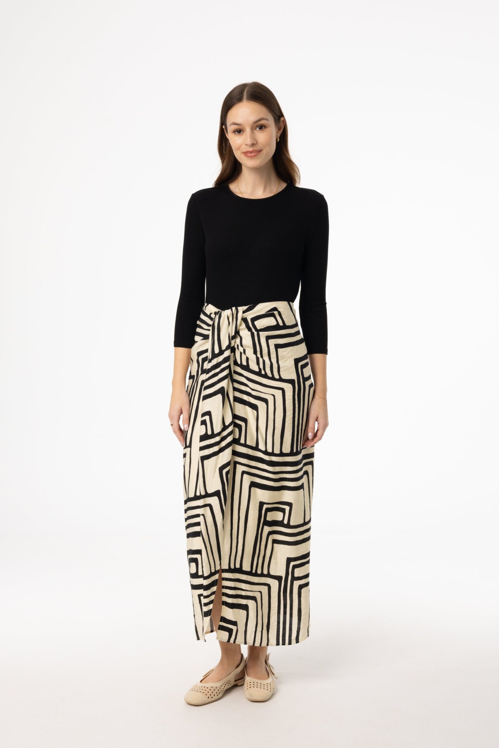 Black Geometric Draped Skirt - Image 4
